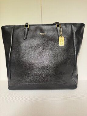 Coach | Bags | Authentic Coach 396 Cooper Signature Turnlock 